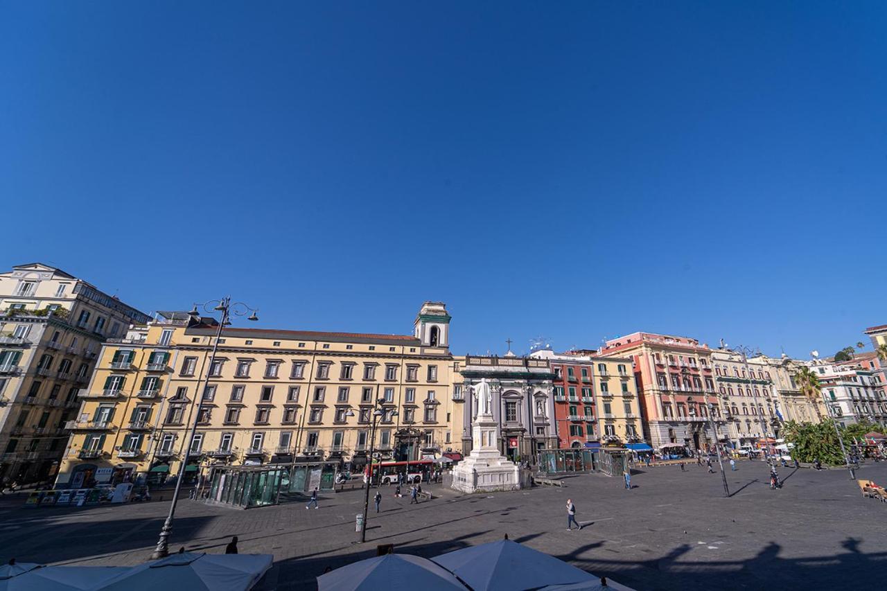 Le 4 Stagioni Napoli Centro Otel Dış mekan fotoğraf