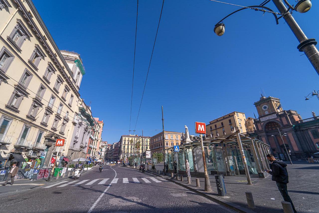 Le 4 Stagioni Napoli Centro Otel Dış mekan fotoğraf