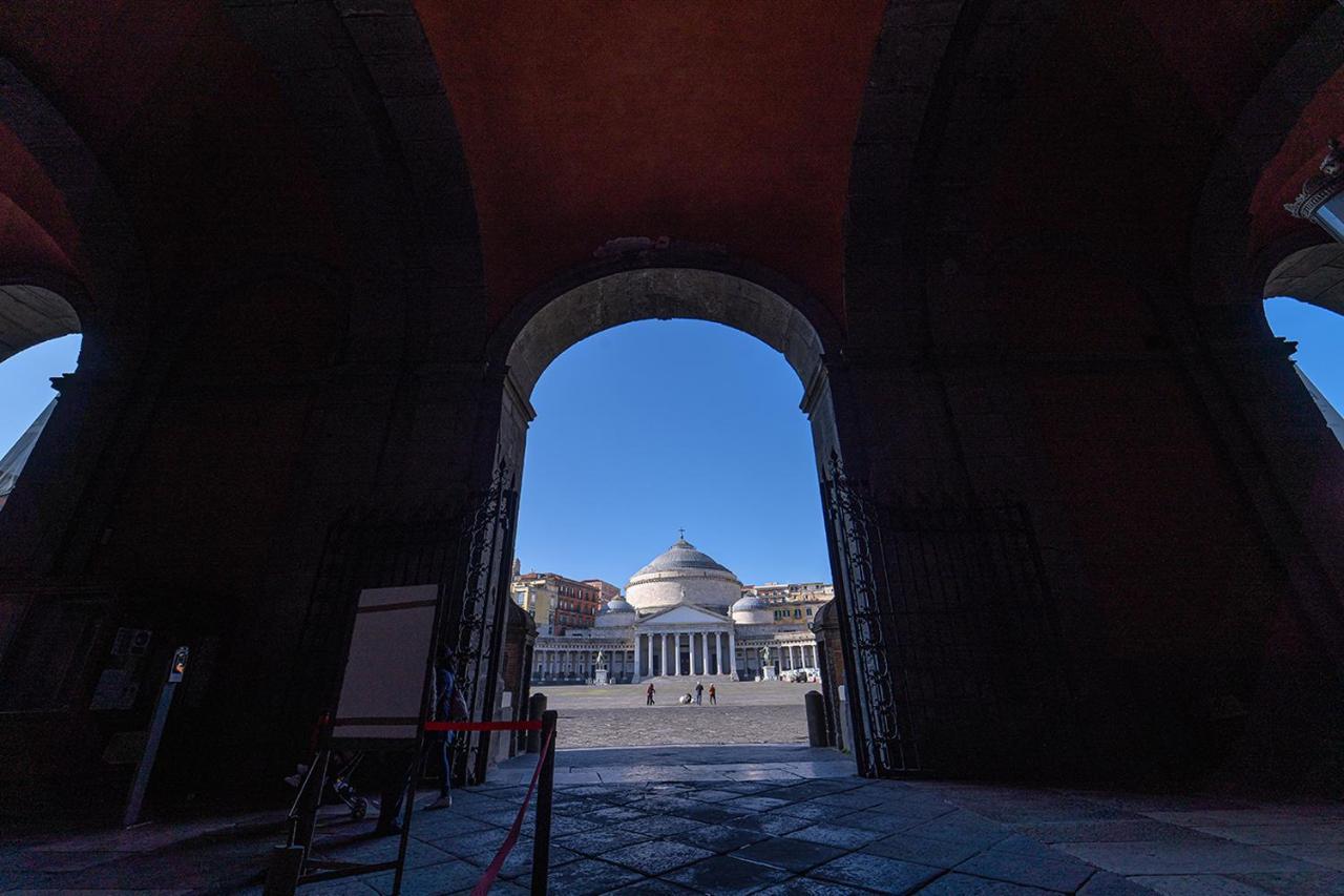 Le 4 Stagioni Napoli Centro Otel Dış mekan fotoğraf