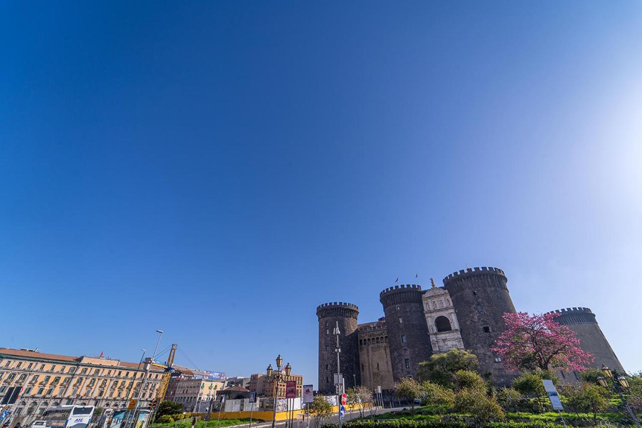 Le 4 Stagioni Napoli Centro Otel Dış mekan fotoğraf